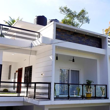 Vaishnavam Double Bedroom Villa Thekkady Exterior foto